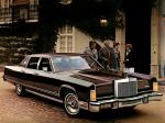 Lincoln Continental Town Car 1976 года